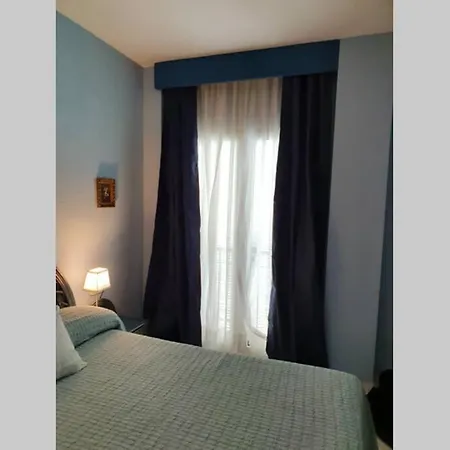 Familiar Y Luminoso Exclusivo. * マルベーリャ
