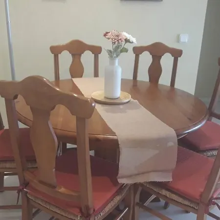 Familiar Y Luminoso Exclusivo. Apartamento